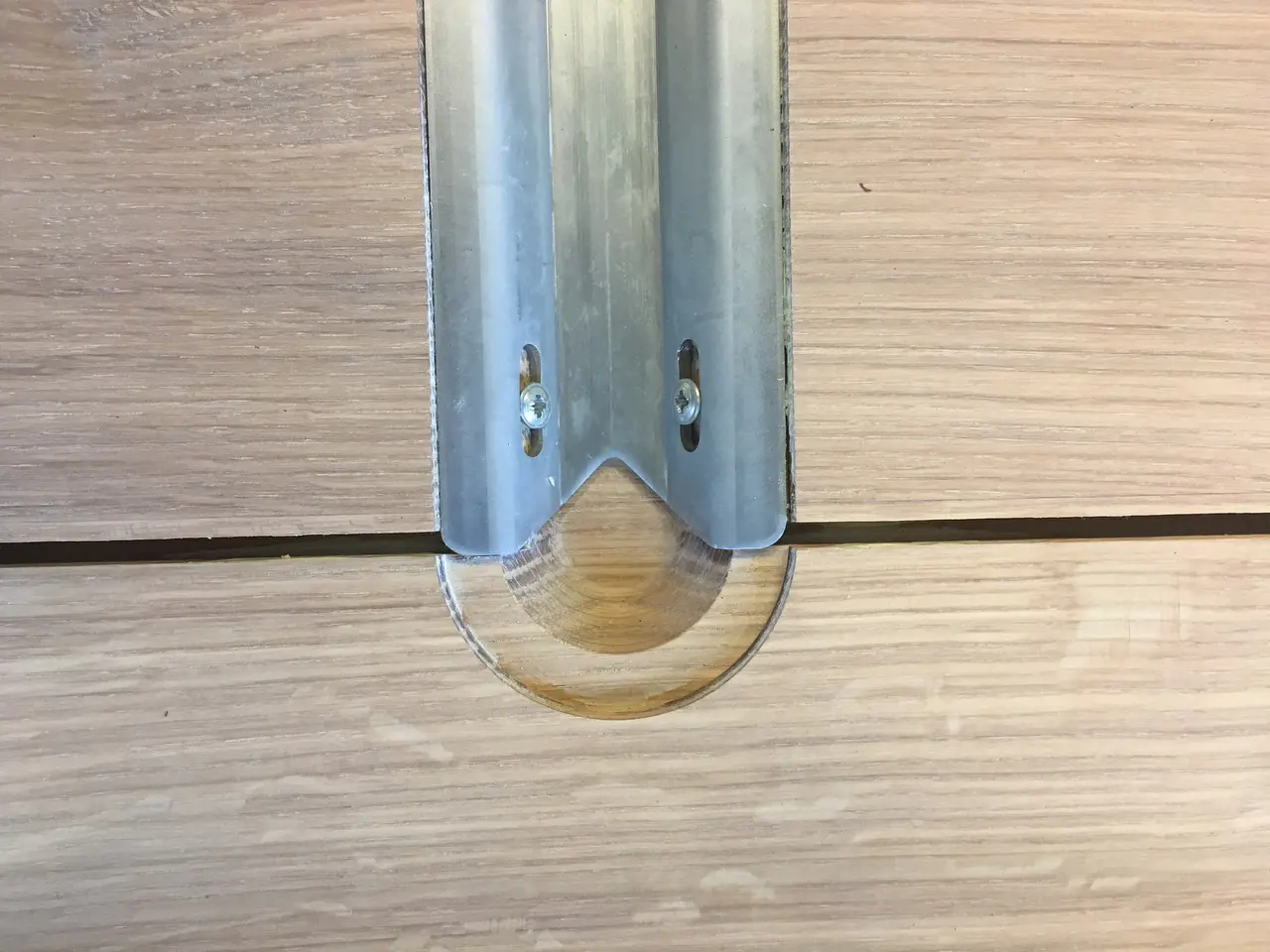 keukendeur ijzers detail