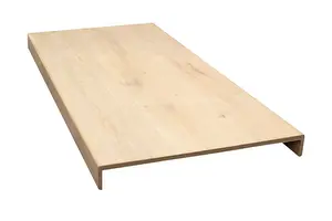 Overzet traptrede met dubbele neuslijst