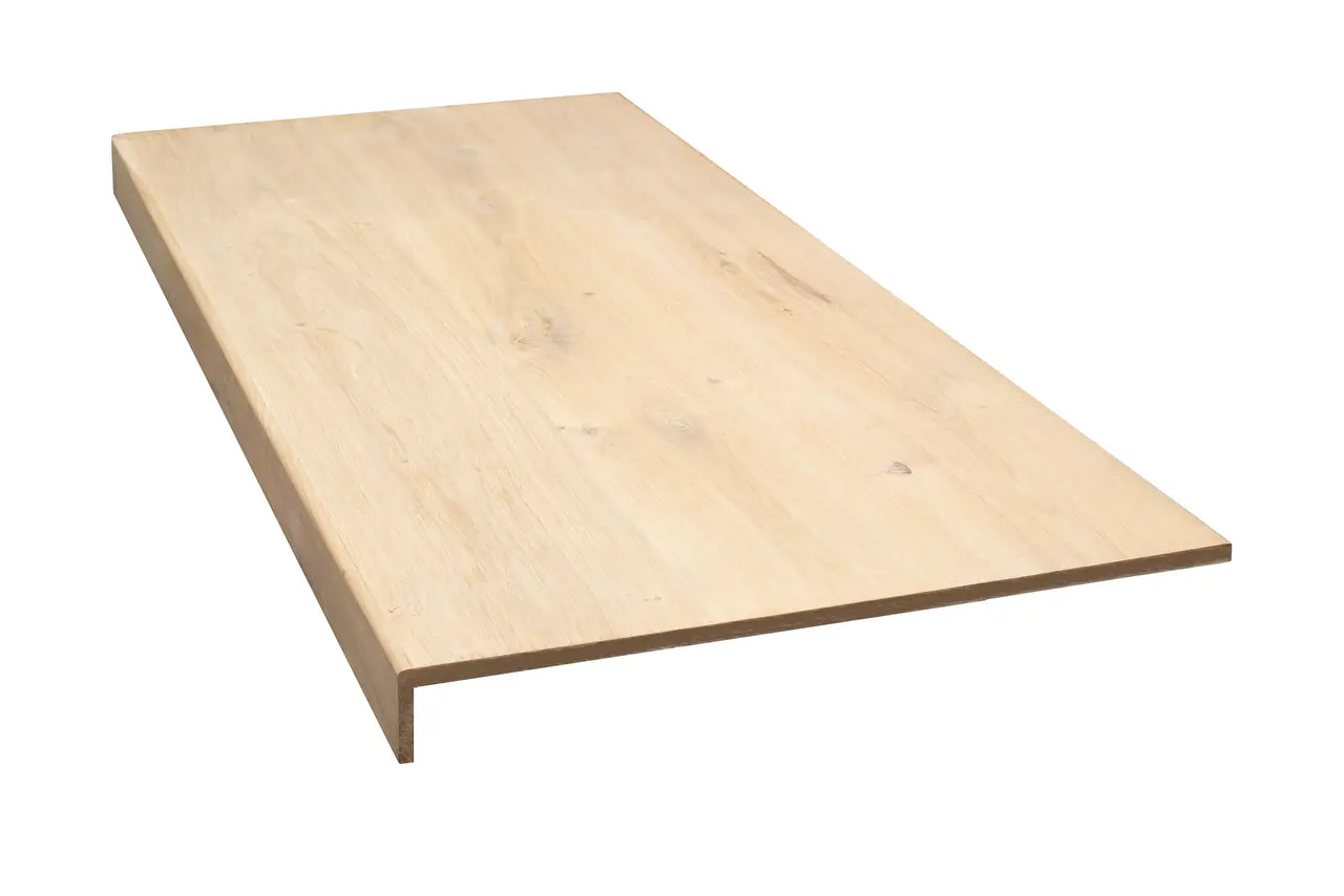 Overzettrede met neuslijst enkelzijdig - 40mm hoog